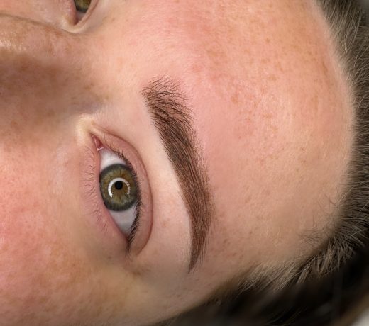 puderes szemoldok tetovalas